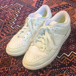 Nike Dunk Low Women's Sneakers - White Mint